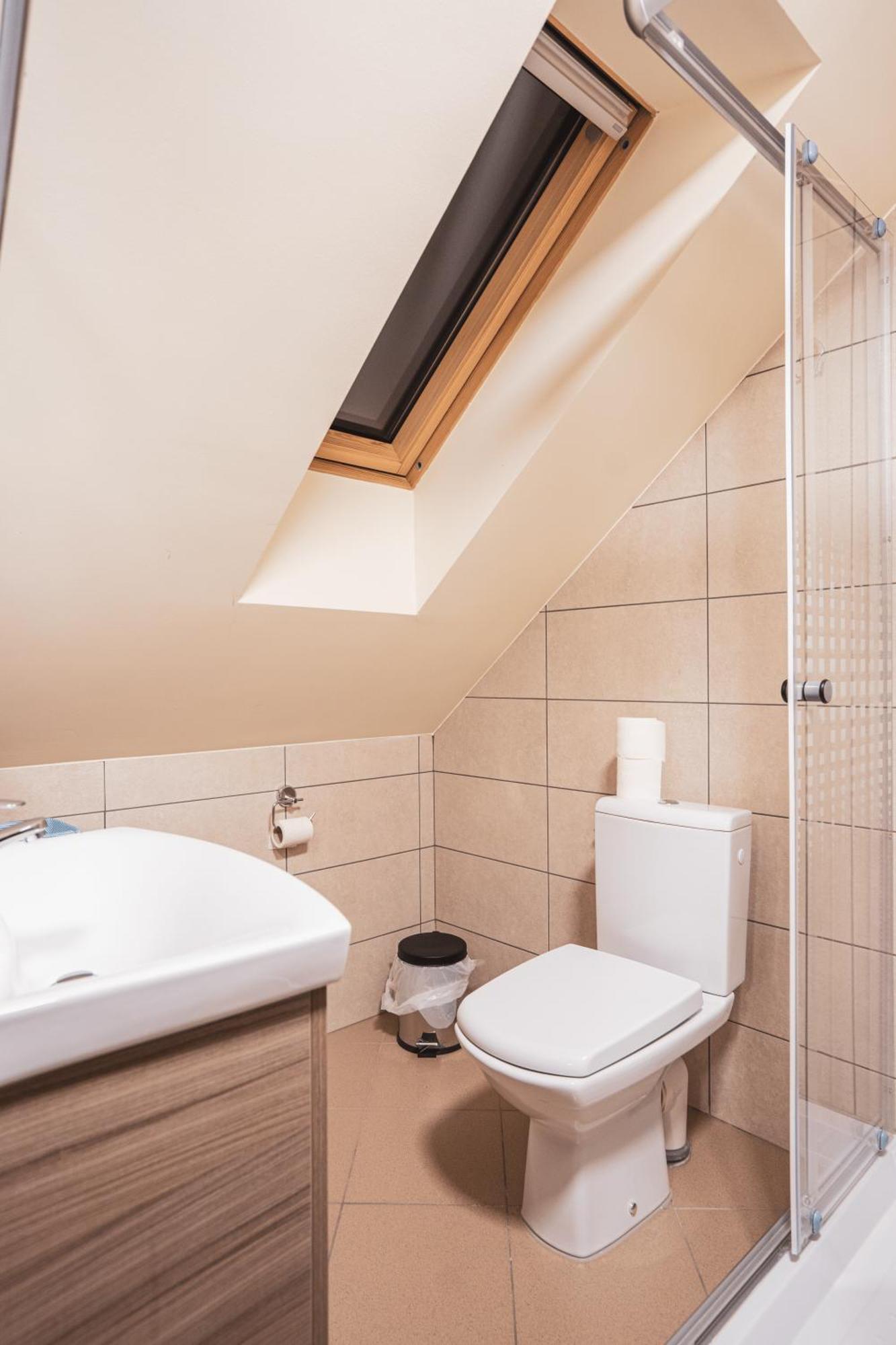 Hotel Rabbit Bran Moieciu de Jos Ngoại thất bức ảnh