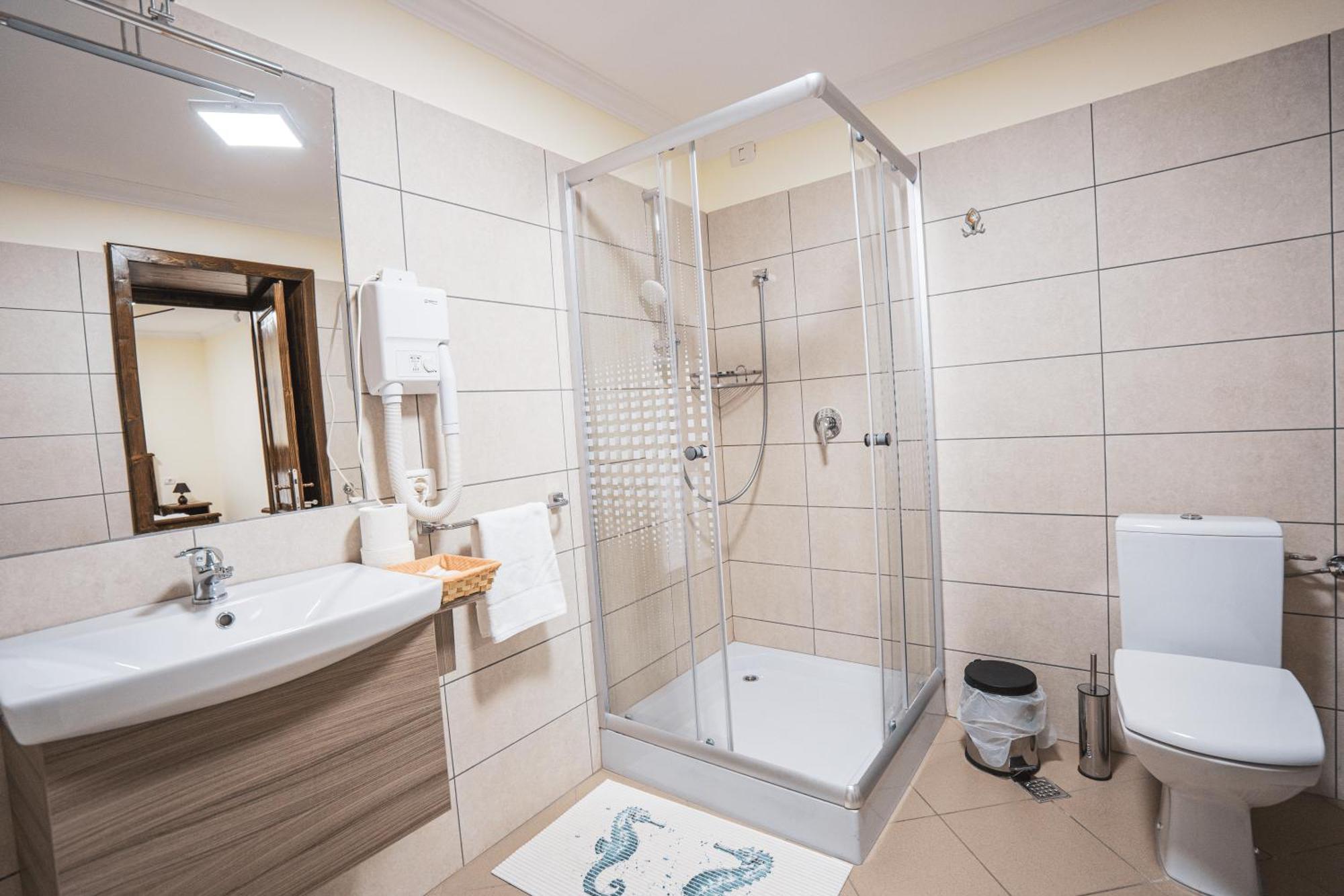 Hotel Rabbit Bran Moieciu de Jos Ngoại thất bức ảnh
