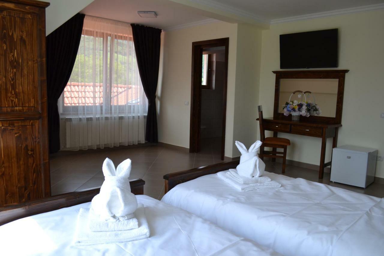 Hotel Rabbit Bran Moieciu de Jos Ngoại thất bức ảnh